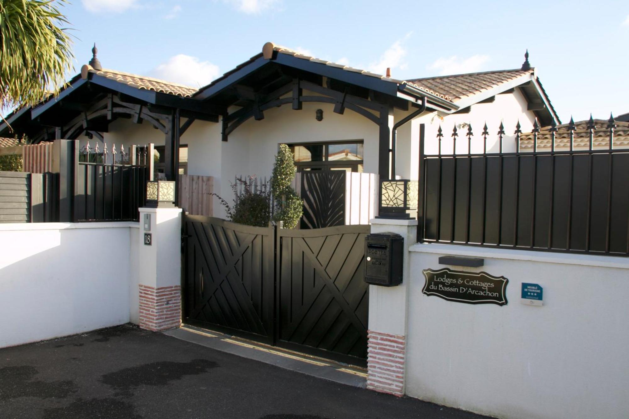 Hotel Particulier - Les Lodges Du Bassin D'Arcachon- Petit-Dejeuner Sur Demande- Prestations Haut De Gamme Gujan-Mestras Exteriör bild